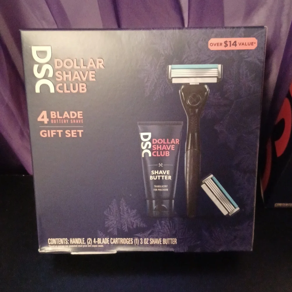 1 New DSC Dollar Shave Club 4 Blade Gift Sets